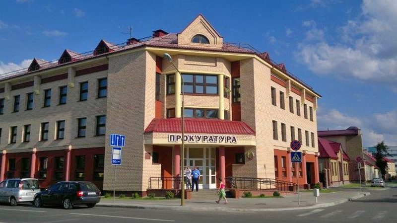 Начальник отдела лидского предприятия и два коммерсанта незаконно получили более 200 тыс. рублей