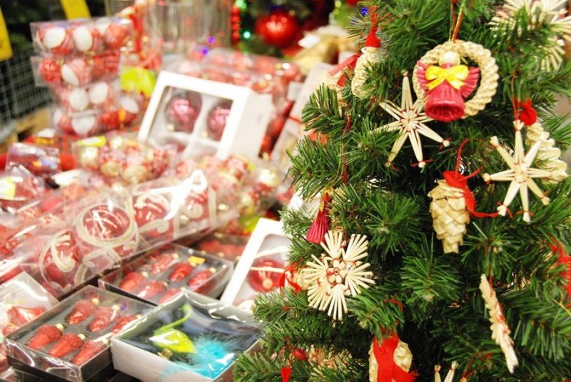 В регионе начинается сезон новогодней торговли в магазинах 