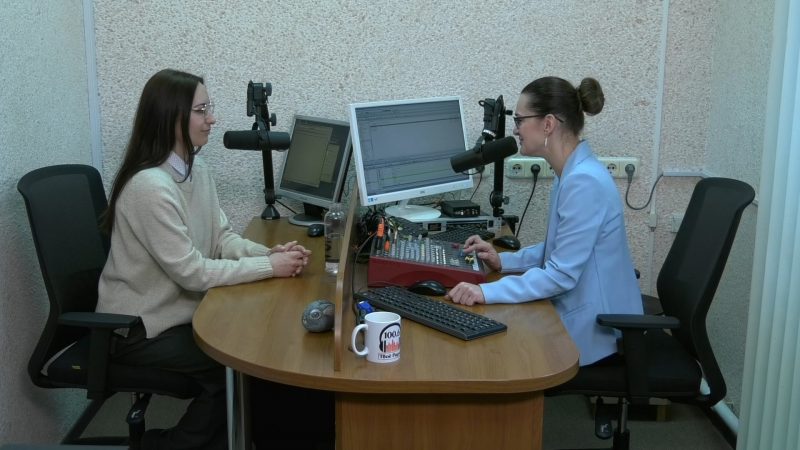 Сегодня на канале «Лида-ТВ» смотрите программу «Званый гость на «Твое радио»